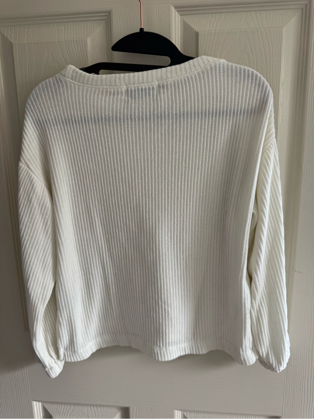 Old Navy Cream Ribbed Knit Pullover - Picture 3 of 3